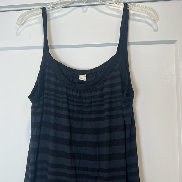 Old Navy Black and grey striped Tiered Ruffled Dress size large. - Picture 2 of 6